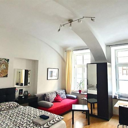 Msq Diana Vienna - 10 Min From City Center - Free Coffee And Tea - High Speed Internet Bagian luar foto